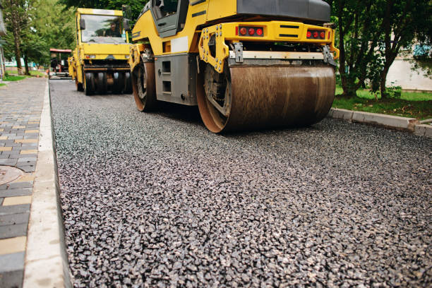  East Douglas, MA Driveway Pavers Pros